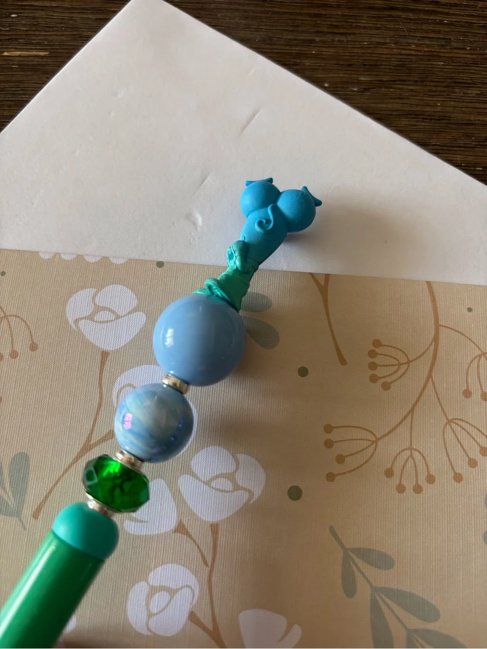 Disney Doorables: Inside Out: Fear dual color handmade beaded pen